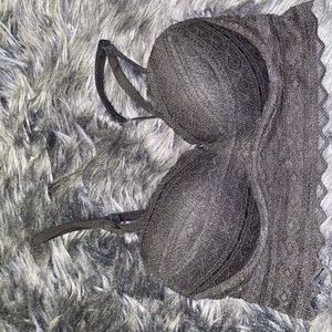 Victoria’s Secret Pink bralette